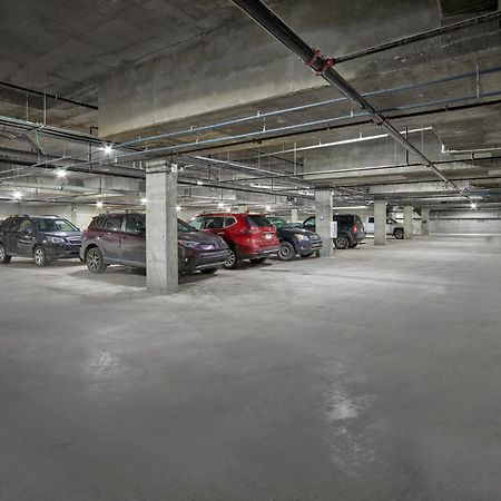Отель Element Edmonton West Экстерьер фото