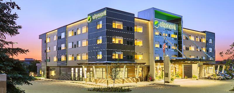 Отель Element Edmonton West Экстерьер фото